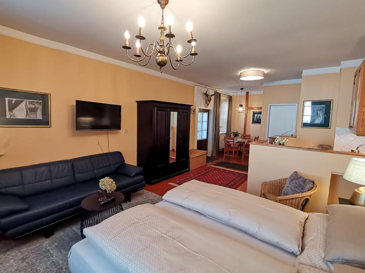 Gaestehaus Doris Пурбах-ам-Нойзидлер-Зе Экстерьер фото