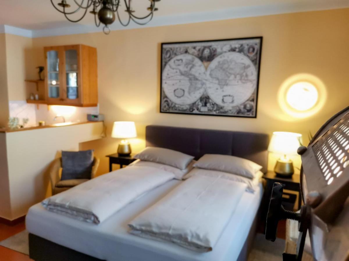 Gaestehaus Doris Пурбах-ам-Нойзидлер-Зе Экстерьер фото